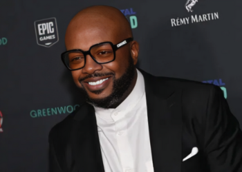 dennis mckinley net worth