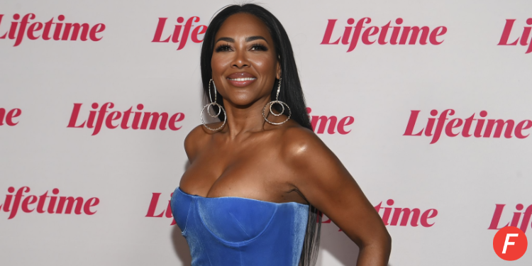 kenya moore net worth