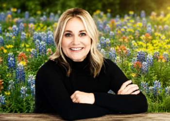maureen mccormick net worth